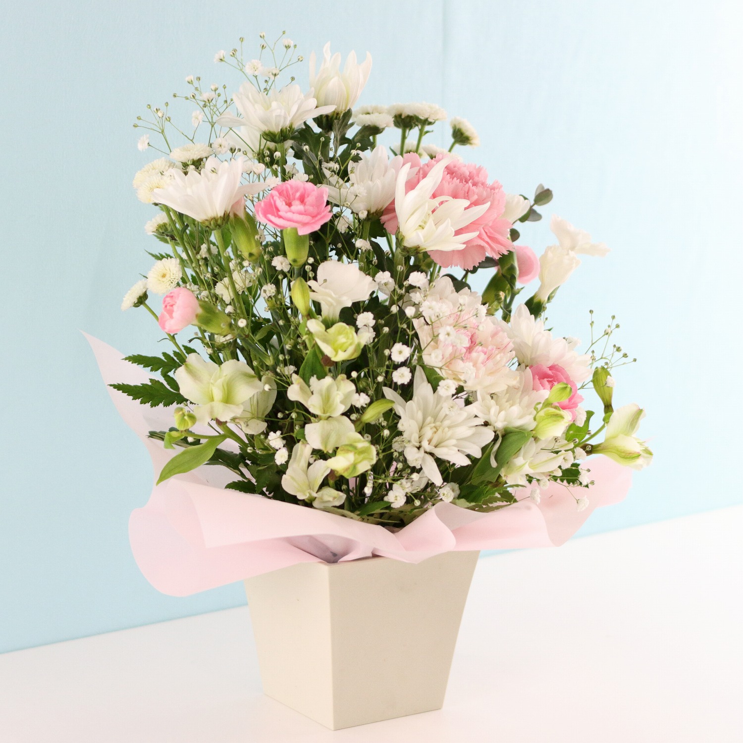 お供え花】【アレンジメントフラワー】惜春（せきしゅん） | イオン