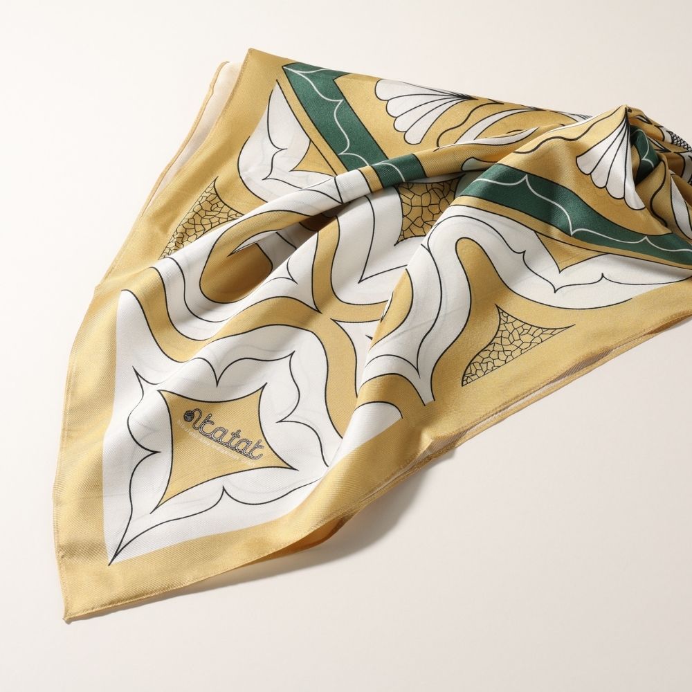 アイヌ文様 シルク スカーフ 90cm×90cm 【関根真紀デザイン】 | イオン