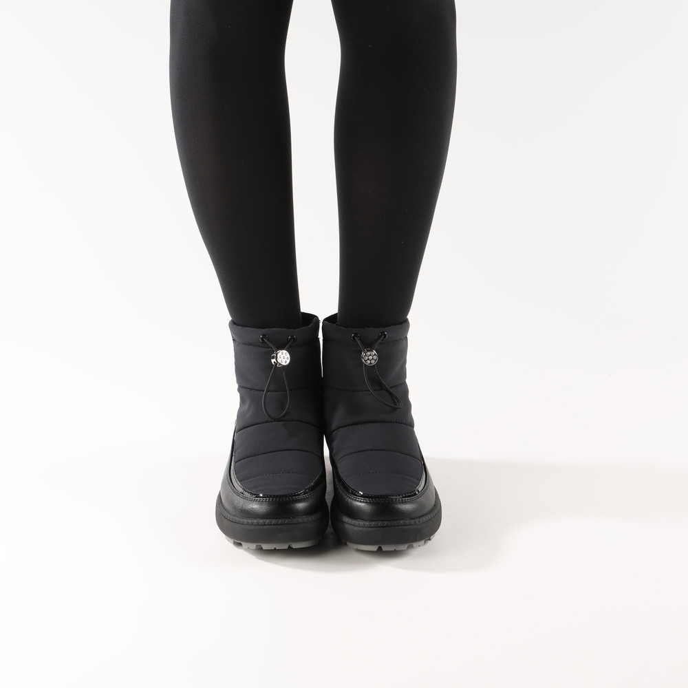 エレガンススノーブーツ ブラック | イオン北海道 eショップ