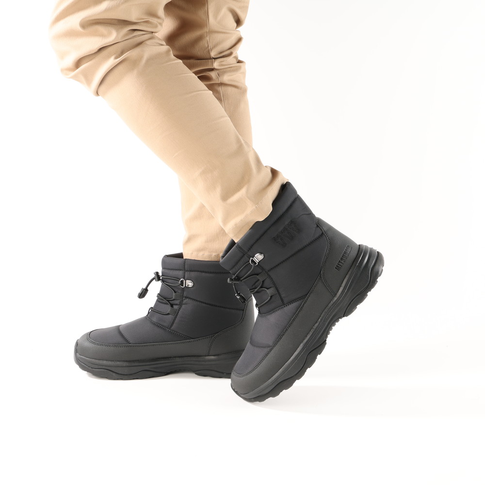 ショート丈スノーブーツ ブラック | イオン北海道 eショップ