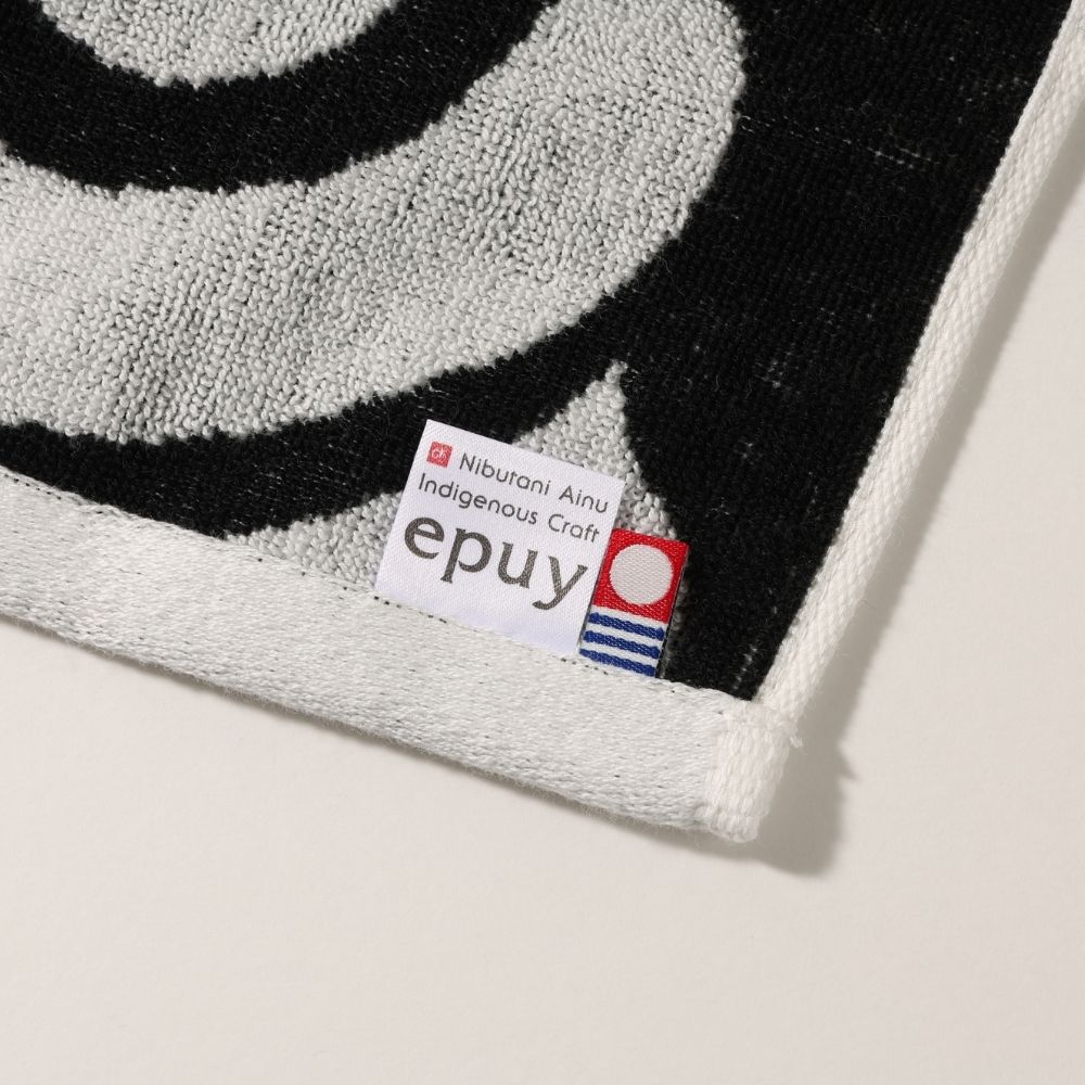 アイヌ文様今治タオルハンカチ 【関根真紀デザイン】 | イオン北海道