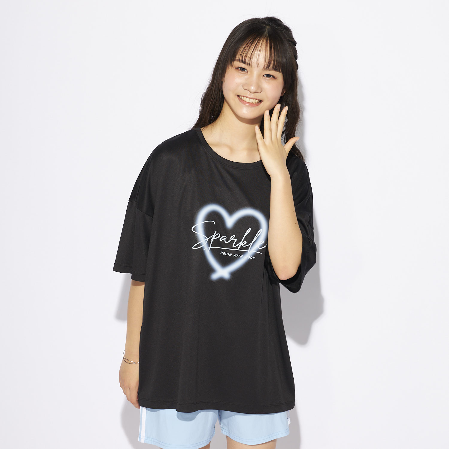 スプレープリントラッシュTシャツ ブラック　140cm