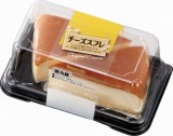 山崎製パン　チーズスフレ　２個